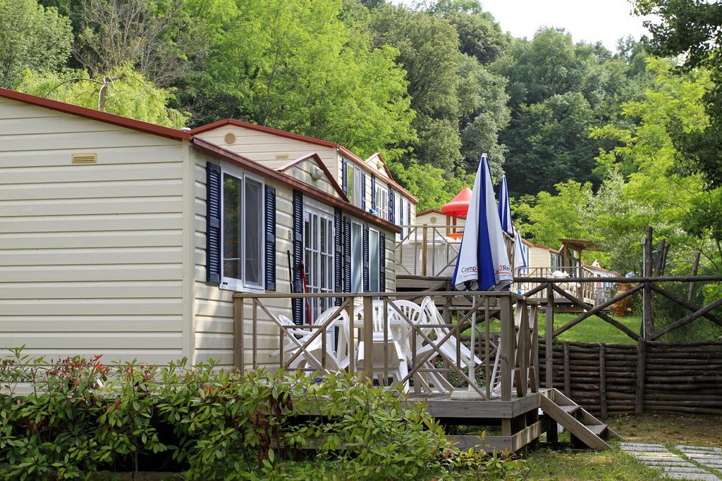 Camping Il Boschetto Di Piemma Σαν Τζιμινιάνο Δωμάτιο φωτογραφία