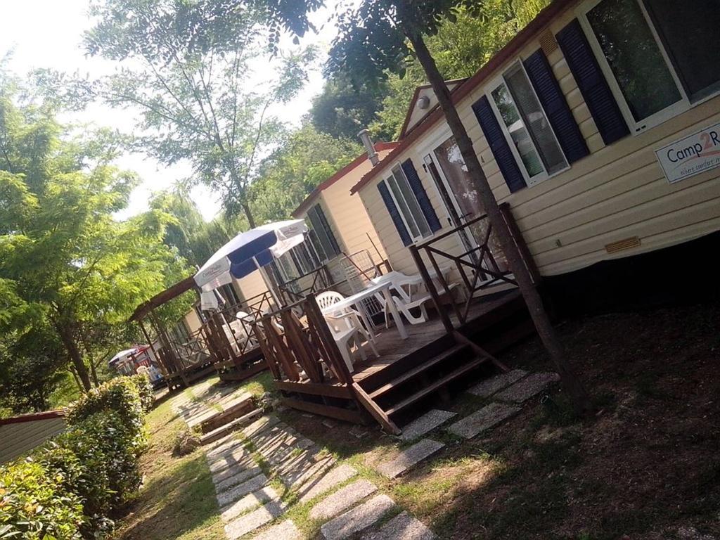Camping Il Boschetto Di Piemma Σαν Τζιμινιάνο Δωμάτιο φωτογραφία